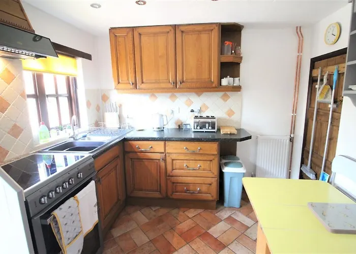 Jasmine Cottage, Buxton Norfolk, Sleeps 4