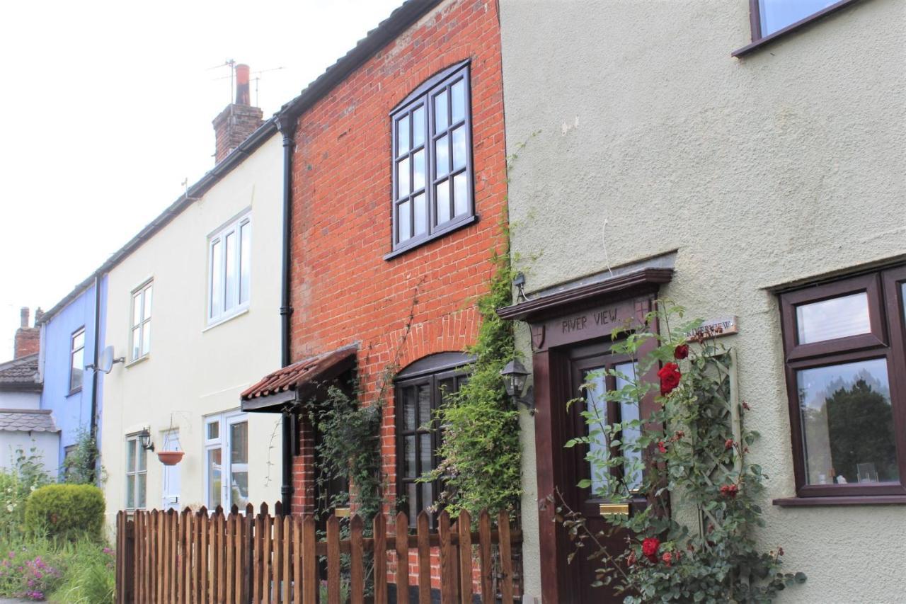 Jasmine Cottage, Buxton Norfolk, Sleeps 4 * Norwich