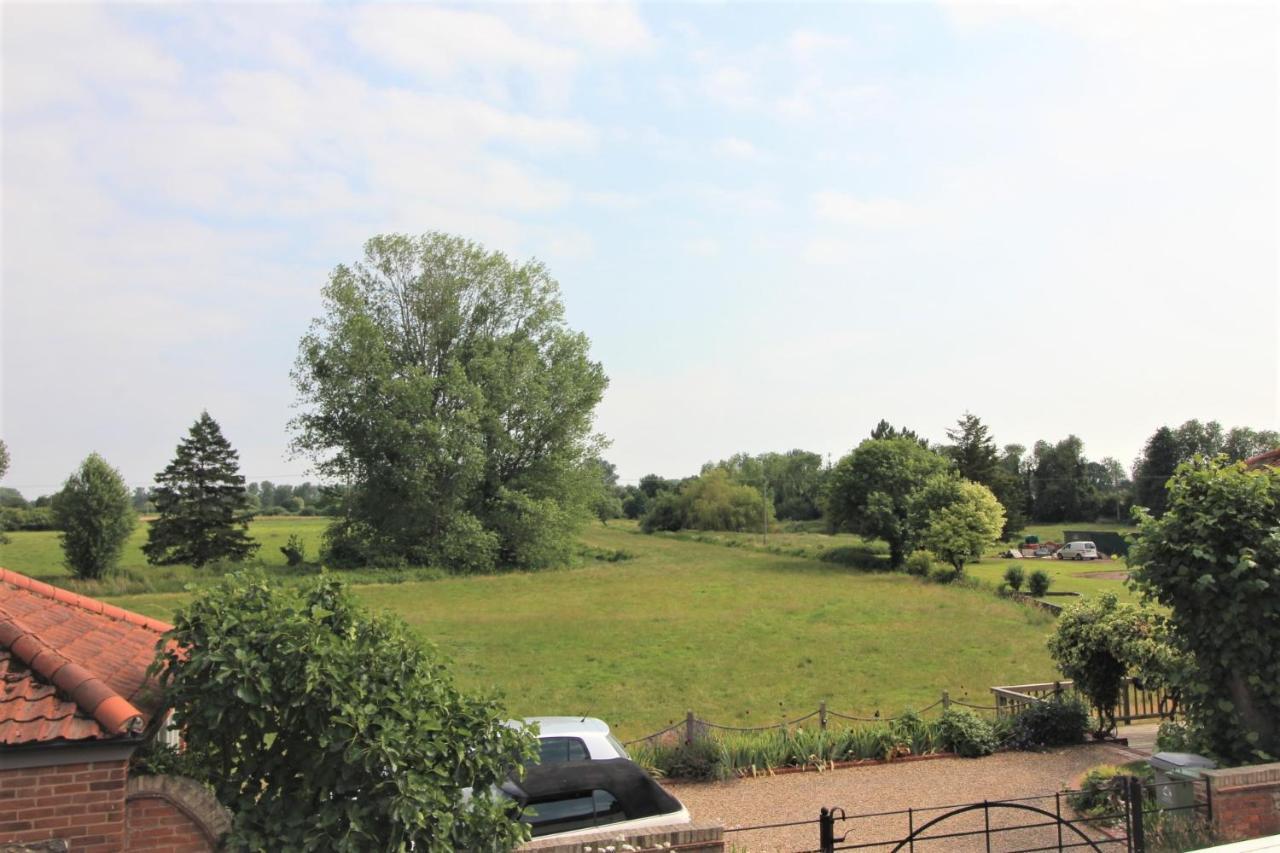 Holiday home Jasmine Cottage, Buxton Norfolk, Sleeps 4 Norwich